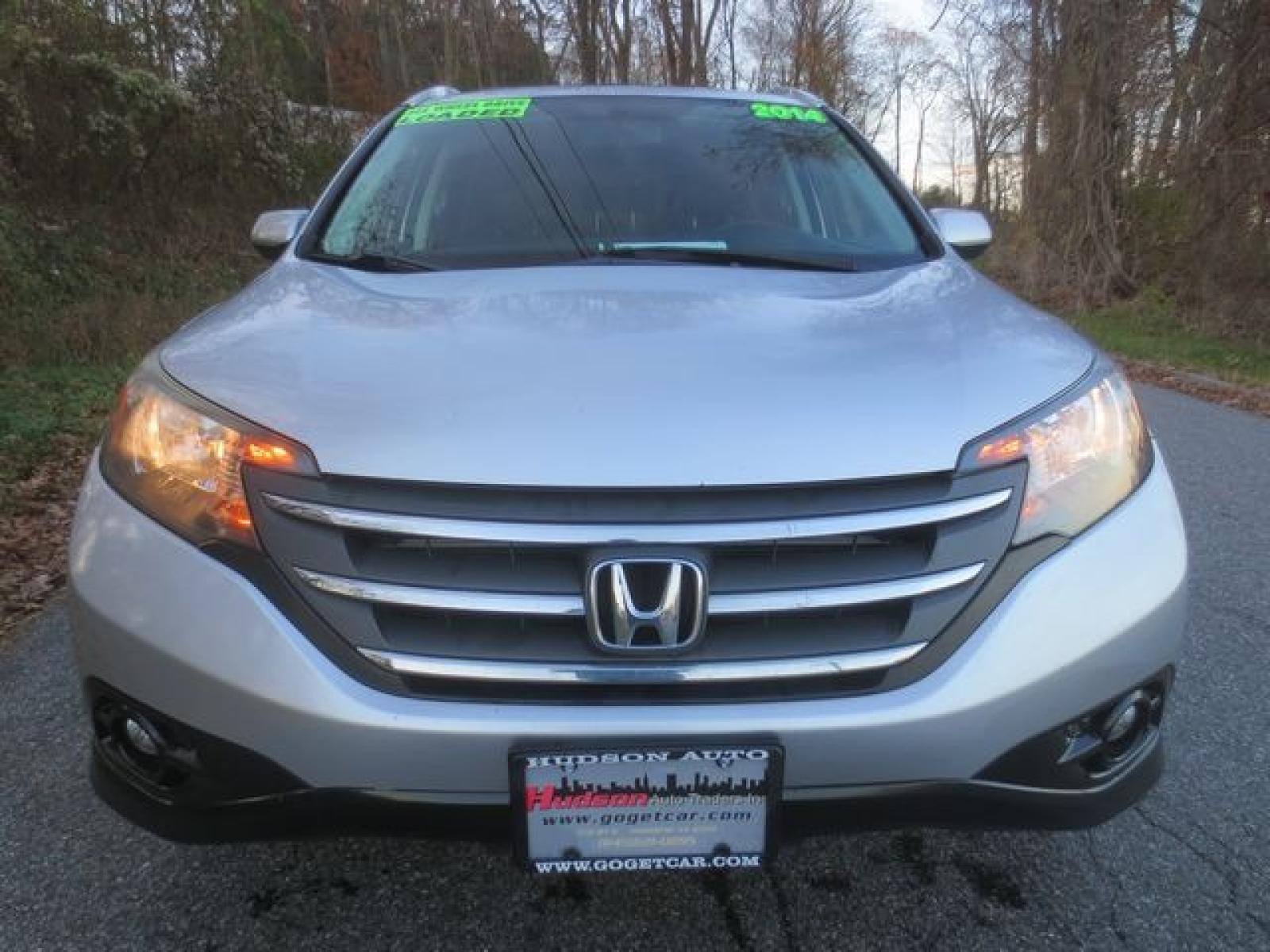 2014 Silver /Black Honda CR-V EX-L 4WD 5-Speed AT (2HKRM4H70EH) with an 2.4L L4 DOHC 16V engine, 5-Speed Automatic transmission, located at 270 US Route 6, Mahopac, NY, 10541, (845) 621-0895, 41.349022, -73.755280 - Photo #2